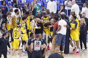 伤病潮拉低观赏性NBA仍拒绝缩减赛程 球员健康和经济利益太难兼顾